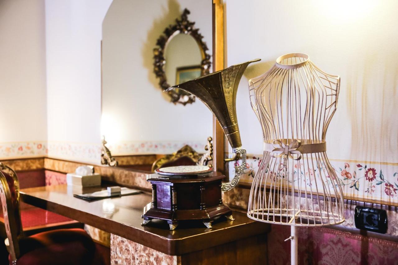 Hotel Villa Pigalle Tezze sul Brenta Dış mekan fotoğraf
