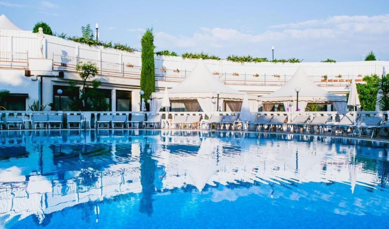 Hotel Villa Pigalle Tezze sul Brenta Dış mekan fotoğraf