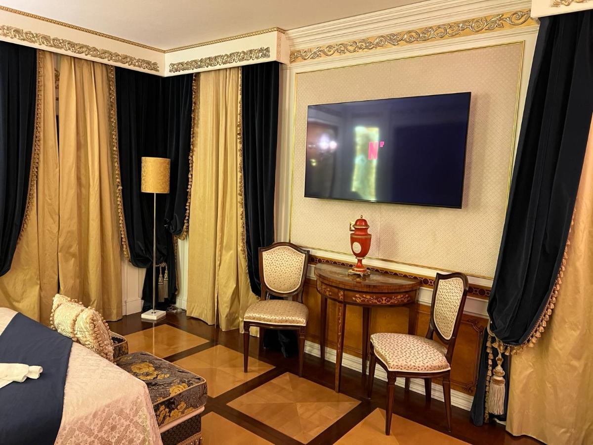Hotel Villa Pigalle Tezze sul Brenta Dış mekan fotoğraf